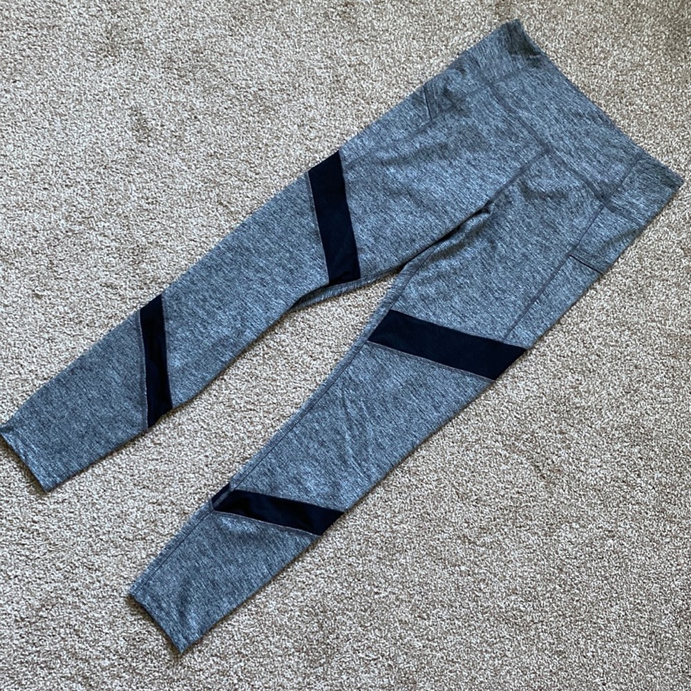 Mesh Active Leggings with Pockets